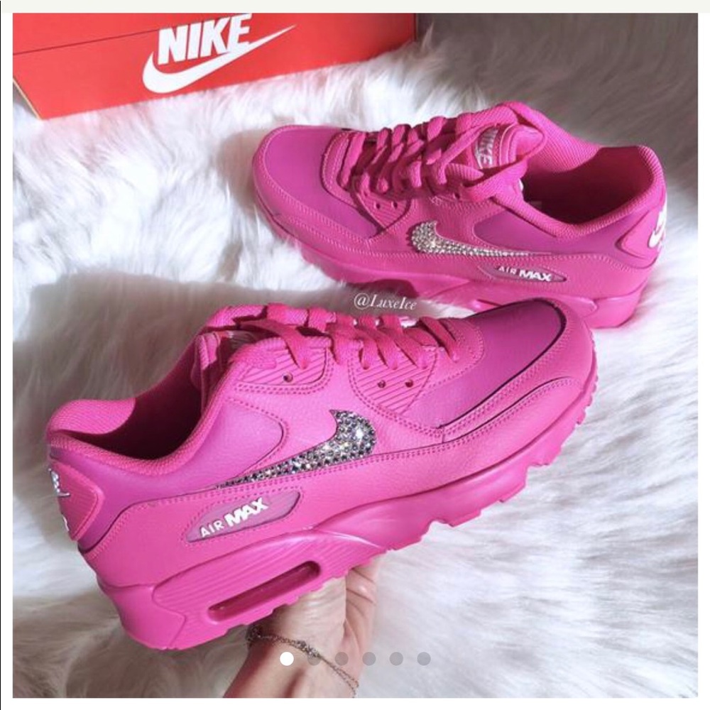 Nike Air Max size 6.5 Y(women’s size 8)